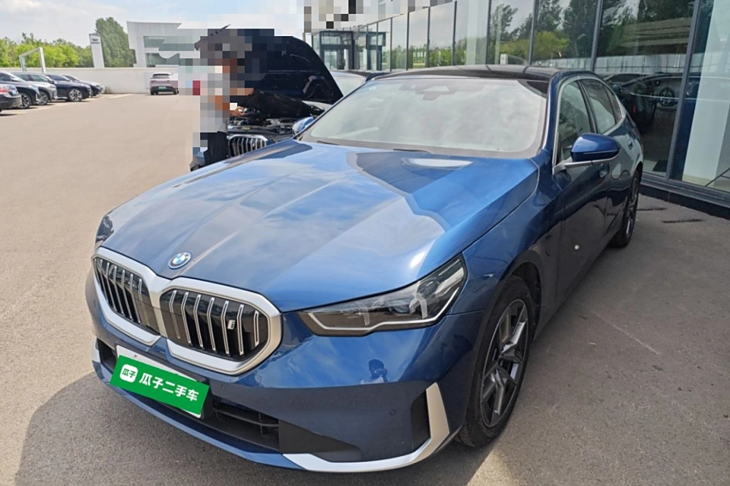 BMW i5 2024 eDrive 35L Luxury Set