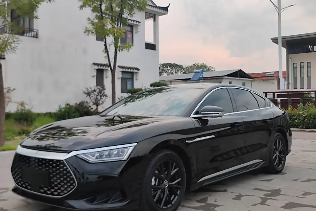 BYD Han 2024 DM-i Glory Edition 121KM Premium Type