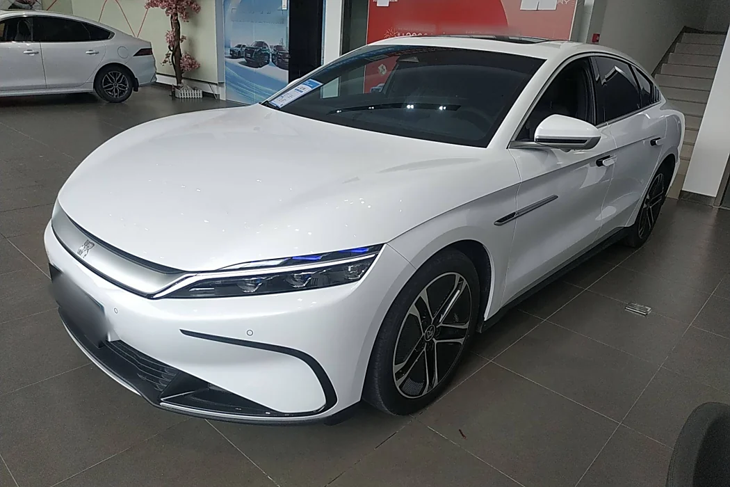 BYD Han 2023 EV Champion Edition 605KM Front Drive Premium Type