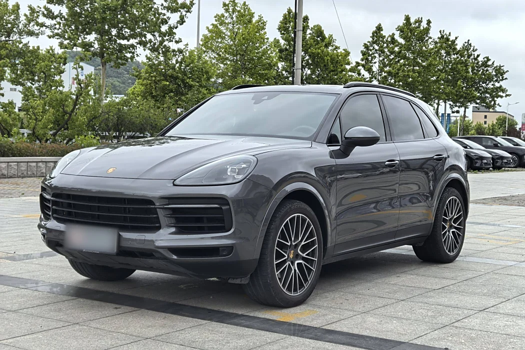 Porsche 2019 Cayenne 3.0T