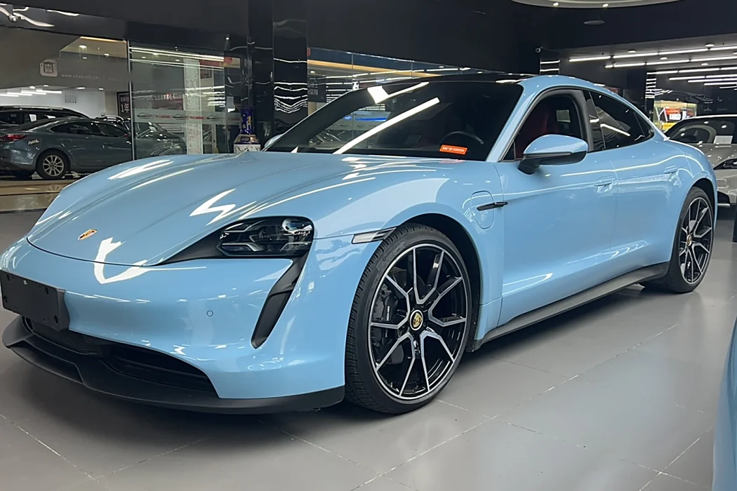 Porsche 2022 facelift Taycan