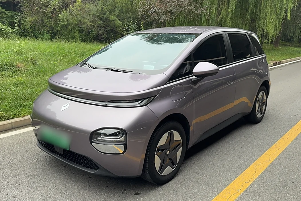 Baojun Yunduo 2023 Model 360 Plus