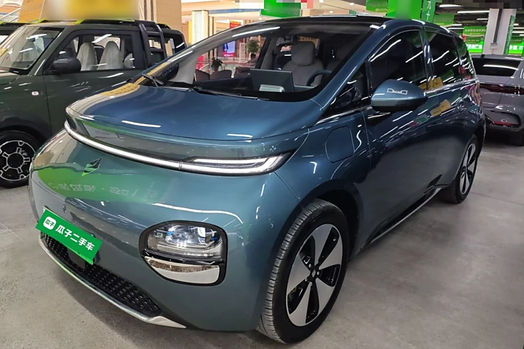 Baojun Yunduo 2023 Model 460 Max