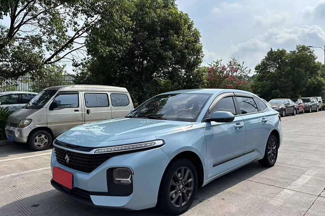 Baojun RC-5 2020 1.5L Manual Zhiyao Elite