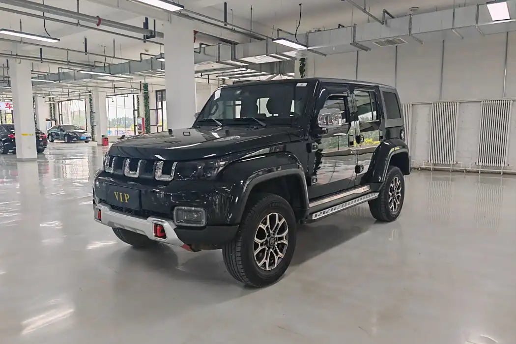 Beijing BJ40 2020 2.0T Auto 4WD City Hunter Edition Rogue