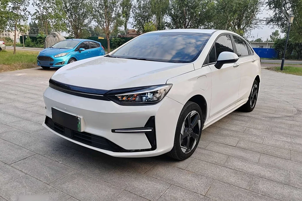 Beijing Automobile Beijing EU5 PLUS 2023 R600 Premium Edition