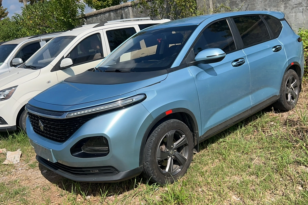 Baojun RM-5 2019 1.5T manual 24-hour online elite 7-seater