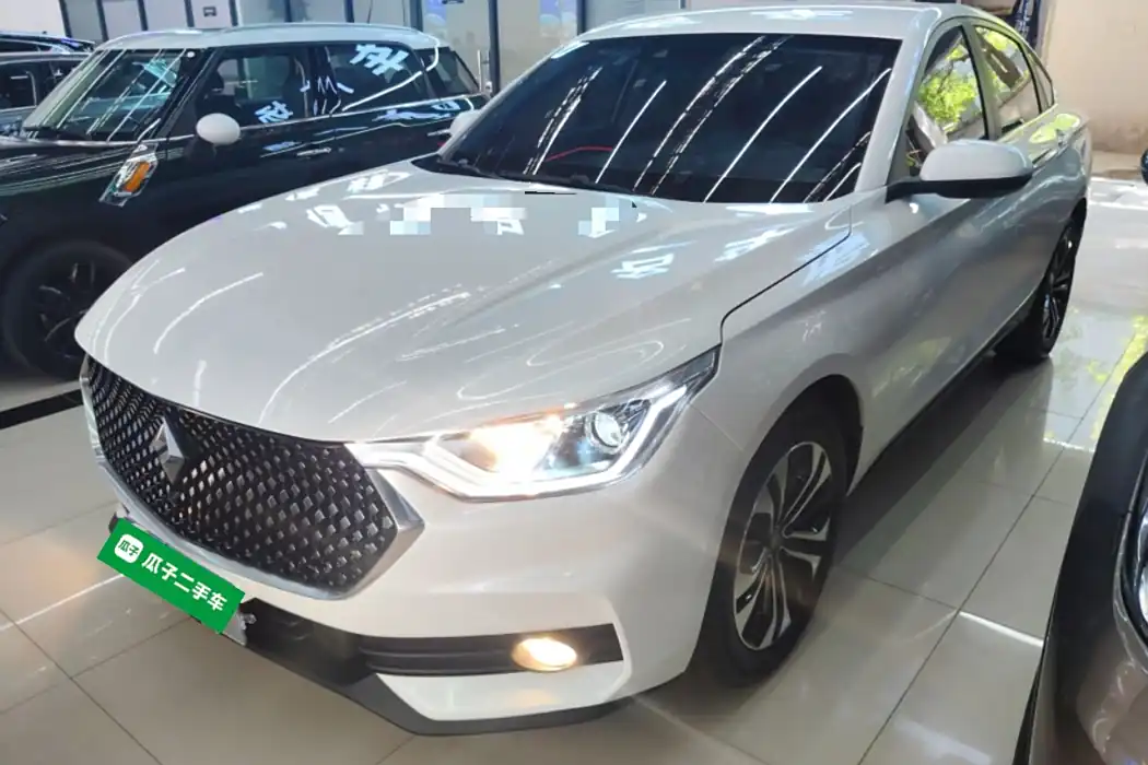 Baojun RC-6 2019 1.5T CVT 24-hour online premium type