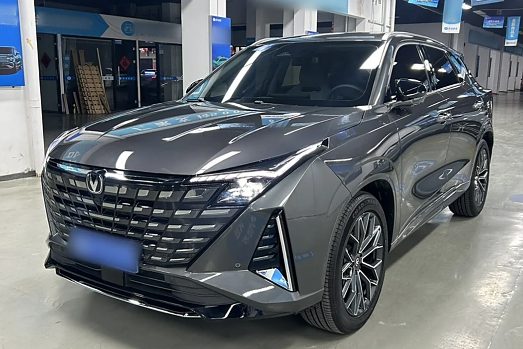 Changan UNI-Z 2025 1.5T Premium Type