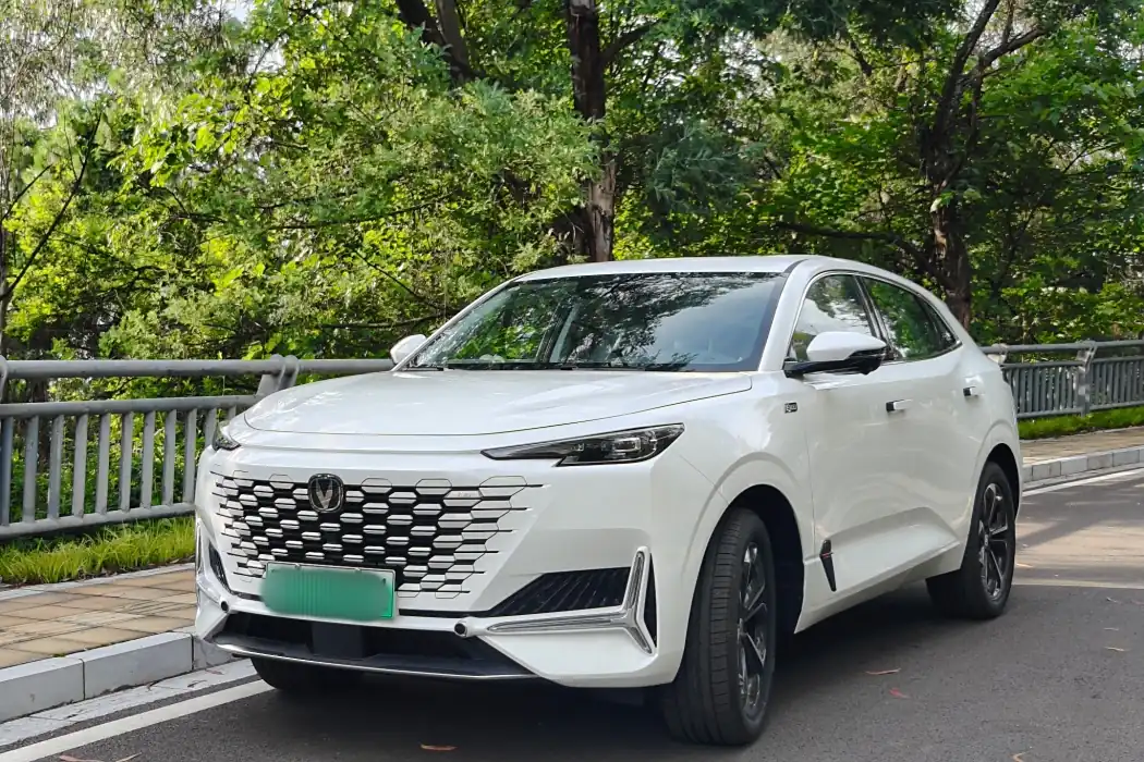 Changan UNI-K Smart iDD 2024 Smart iDD 1.5T 135km Smart Fun Type