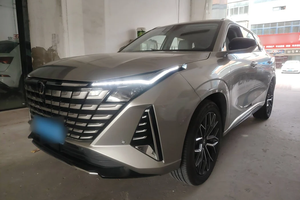 Changan UNI-Z 2025 1.5T Premium Type
