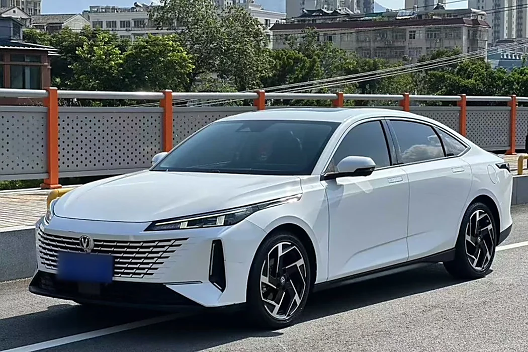 Changan Yida 2023 Blue Whale NE 1.5T GDI DCT Flagship