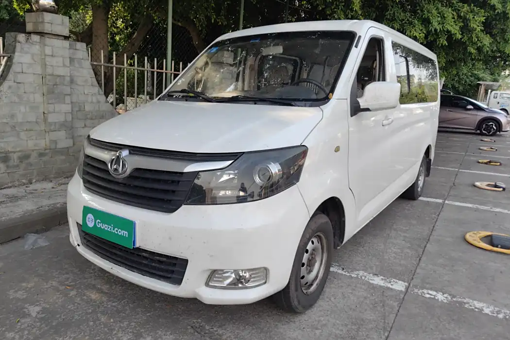 Changan Kaicheng Changan Ruixing M70 2017 1.5L comfortable 7-seater back lift door DAM15DL