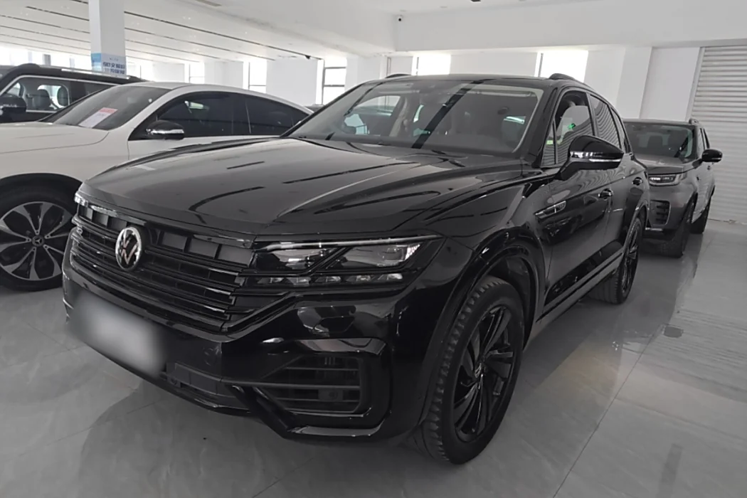 Volkswagen Touareg 2023 3.0 TSI Sharp Edition Yao Black Sports Suit