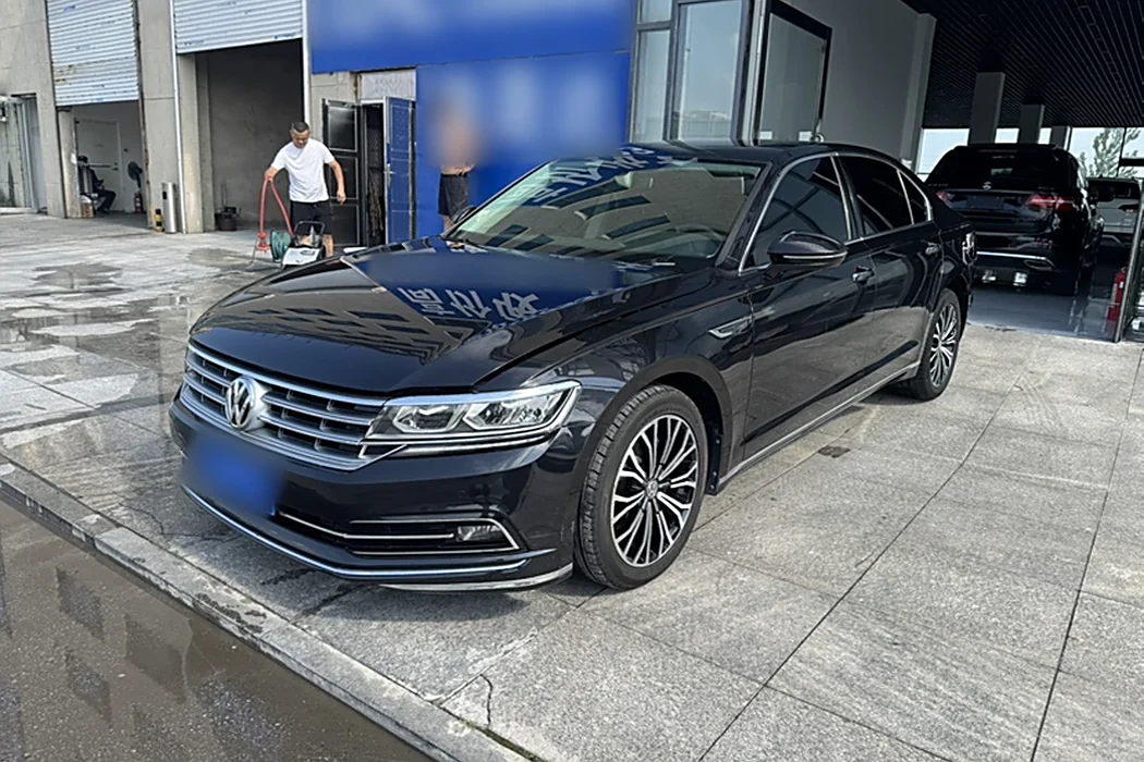 Volkswagen Huiang 2019 380TSI two-wheel drive business edition Country VI