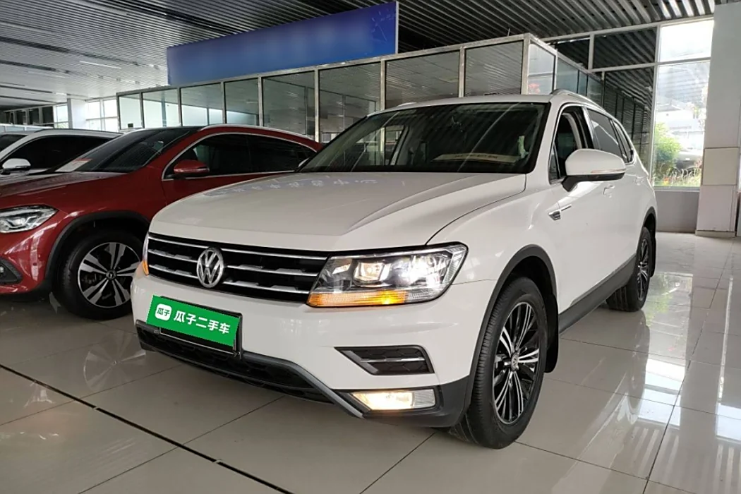 Volkswagen Tiguan L 2019 330TSI automatic two-wheel drive panoramic comfort version Country VI