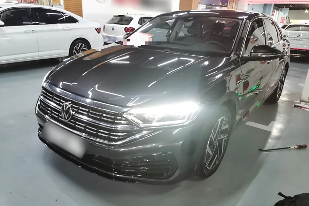 Volkswagen Sagitar 2025 300TSI DSG Beyond Edition