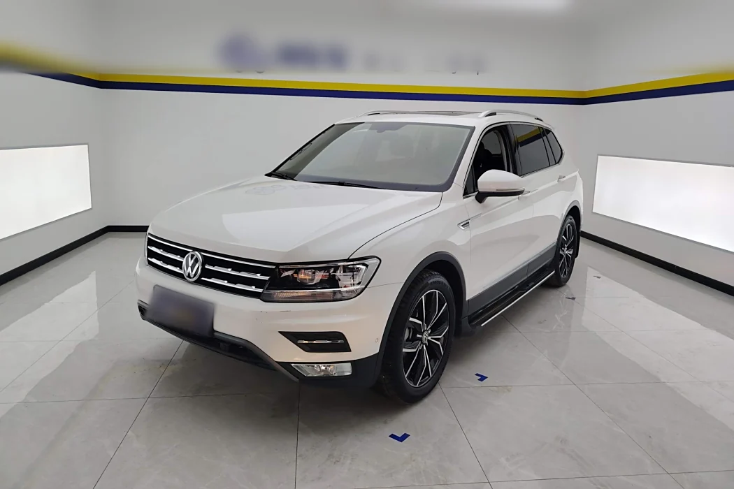 Volkswagen Tiguan L 2020 330TSI automatic two-wheel drive smart luxury edition Country VI