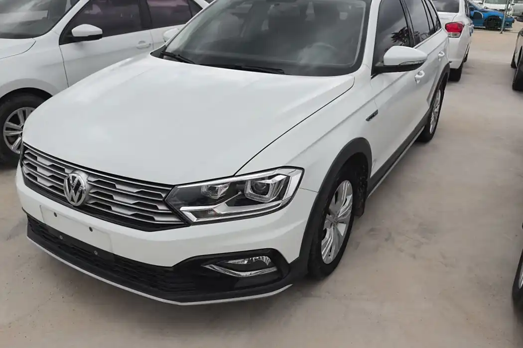 Volkswagen C-TREK Weiling 2018 230TSI DSG Comfort Type
