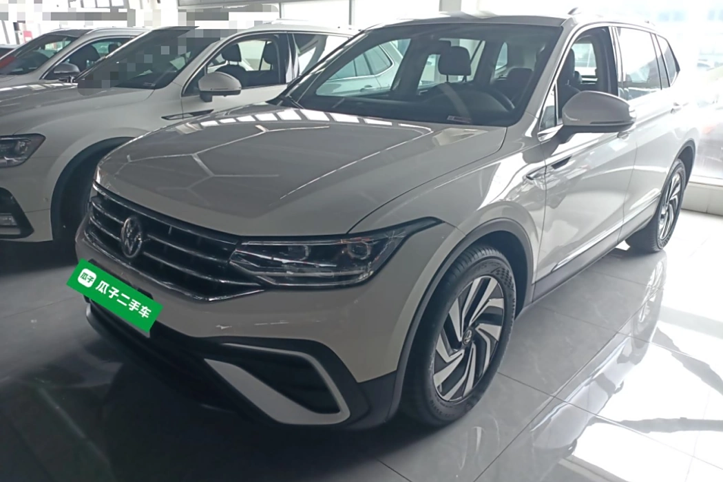 Volkswagen Tiguan L 2022 330TSI automatic two-wheel drive Smart Edition