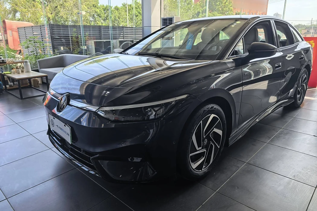 Volkswagen ID.7 VIZZION 2024 first Edition
