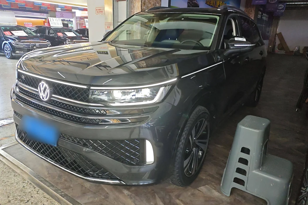 Volkswagen Range Rover 2023 380TSI four-wheel drive R-Line Cruise version