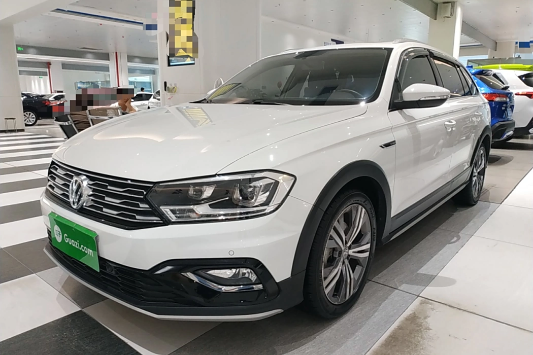 Volkswagen C-TREK Weiling 2018 230TSI DSG Luxury