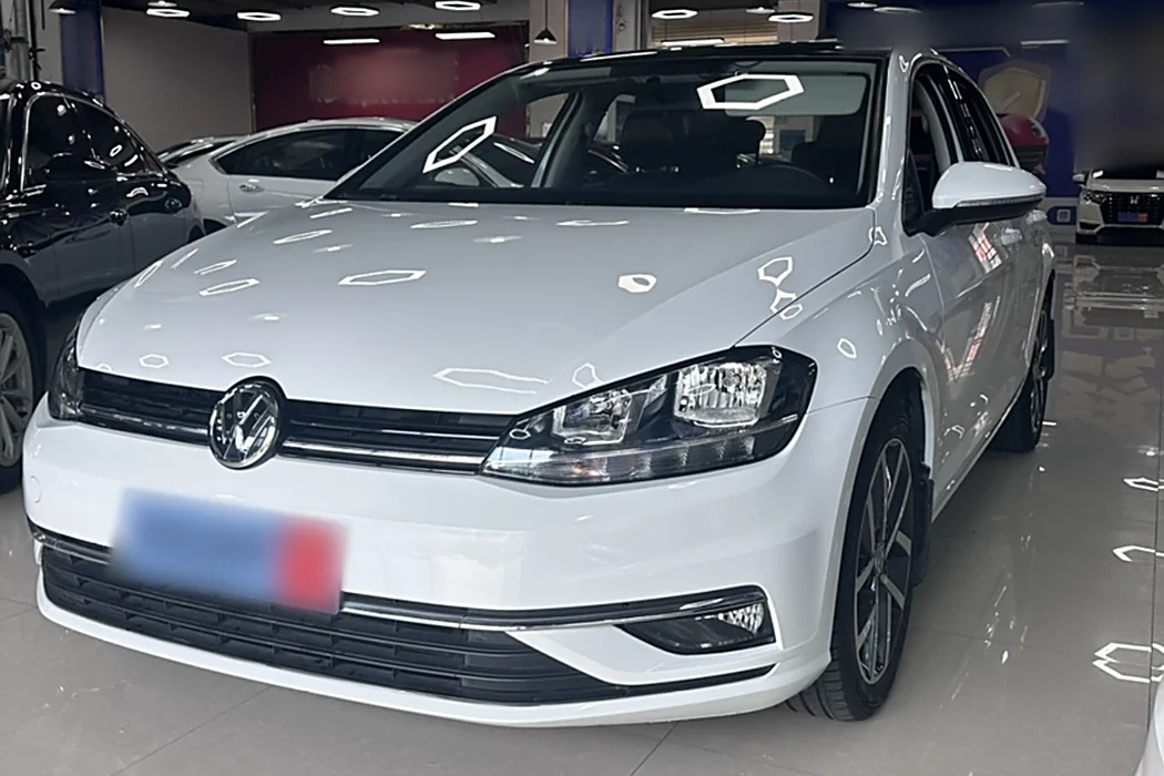 Volkswagen Golf 2019 200TSI DSG comfortable and enterprising version of the country VI
