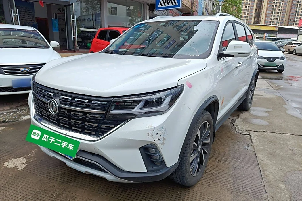 Dongfeng popular popular T5L 2020 1.5T automatic luxury 7-seater country VI