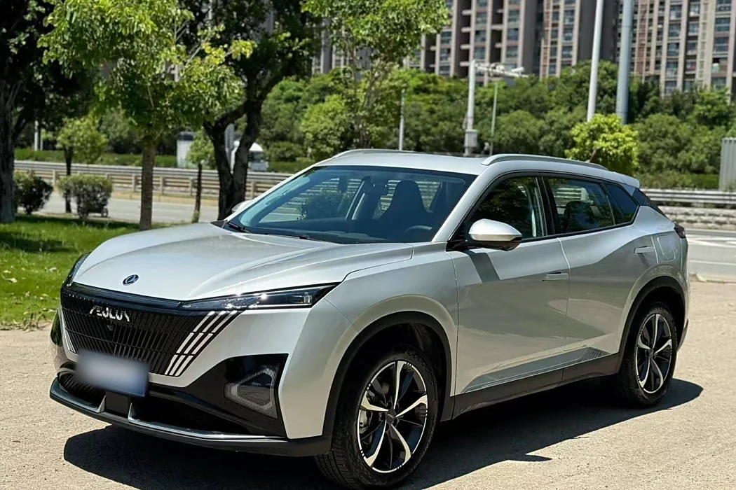 Dongfeng Fengshen Haohan 2024 Glory Edition DH-i 1.5T Luxury