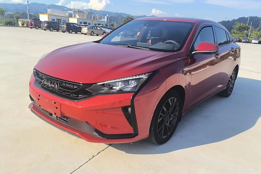 Dongfeng Fengshen Yixuan 2020 230T Automatic Xuanyao Track Version