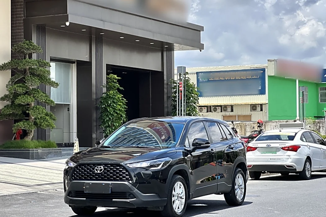 Toyota Corolla Sharp 2023 2.0L Pioneer Edition