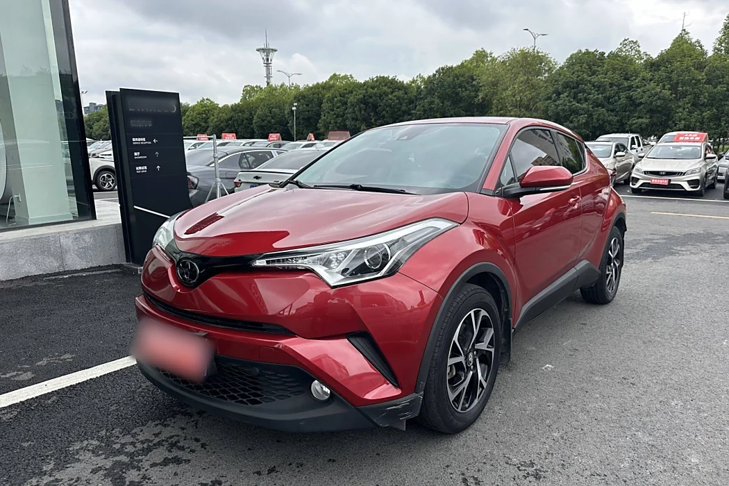 Toyota C-HR 2018 2.0L Leading Sunroof Edition State V