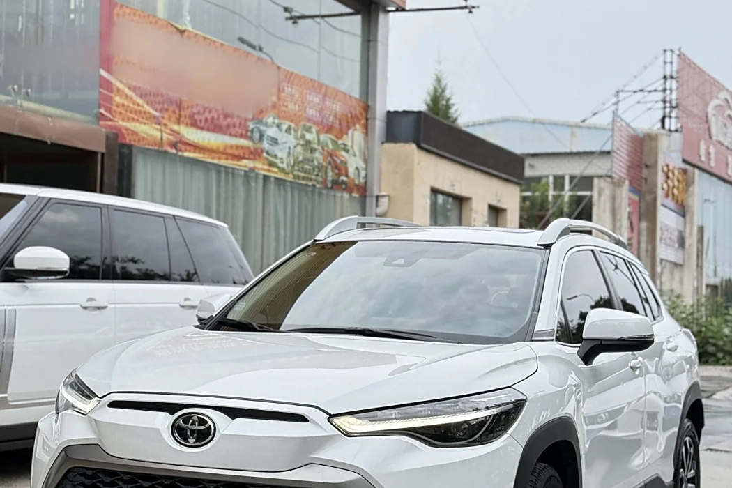 Toyota Highlander 2022 2.0L CVT Deluxe Edition