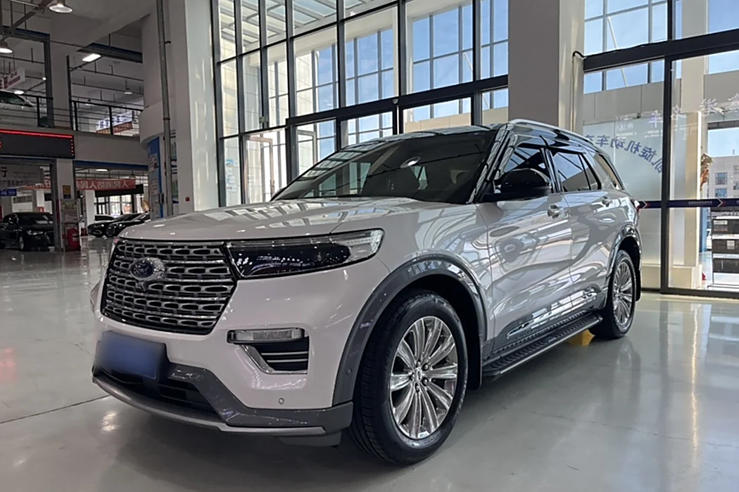 Ford Explorer 2020 EcoBoost 285 four-wheel drive titanium version 7-seater