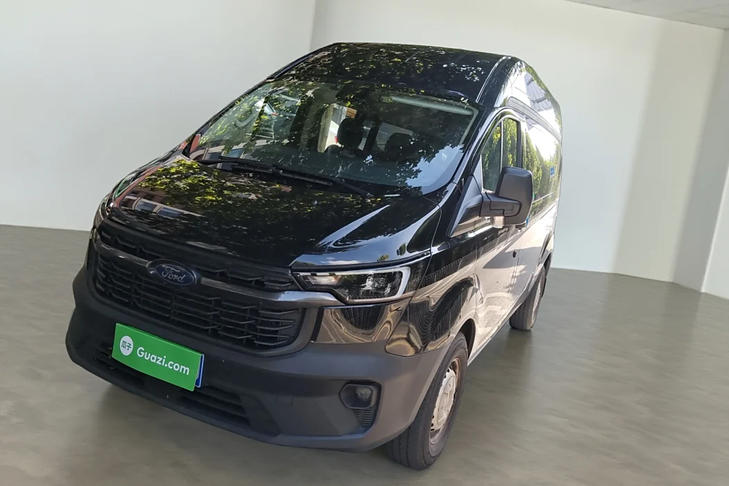 Ford Quanshun 2023 2.0T diesel automatic multi-function commercial vehicle center axle top 5/6 seats