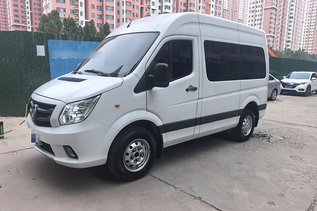 Foton Tuano 2022 2.0T manual Urban version multi-function short axle mid-top rear single tire 5/6/9 seat 4F20TC3