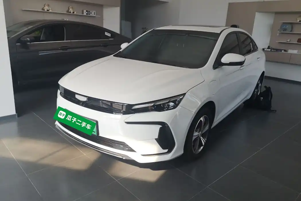 Geely Emgrand L HiP 2024 Champion Edition 1.5 TD-DHT Pro 100KM Transcendent Type