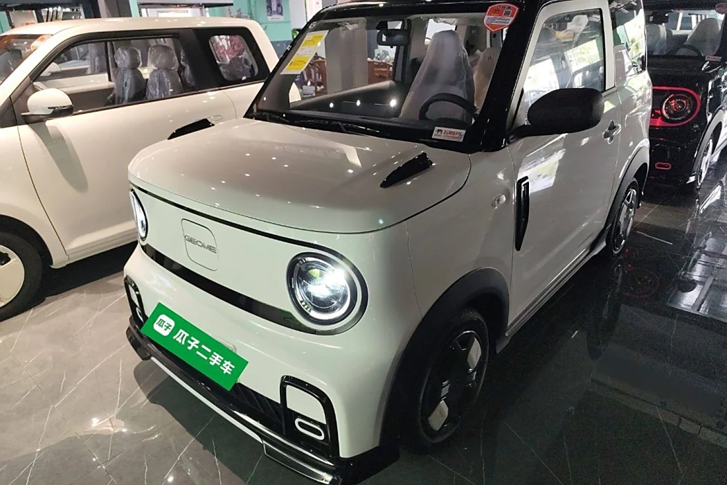 Geely Automobile 2025 210km Panda Cardin