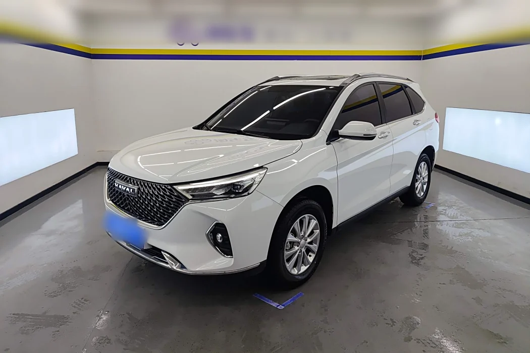 Haval M6 2023 PLUS 1.5T manual Luxury Intelligent type