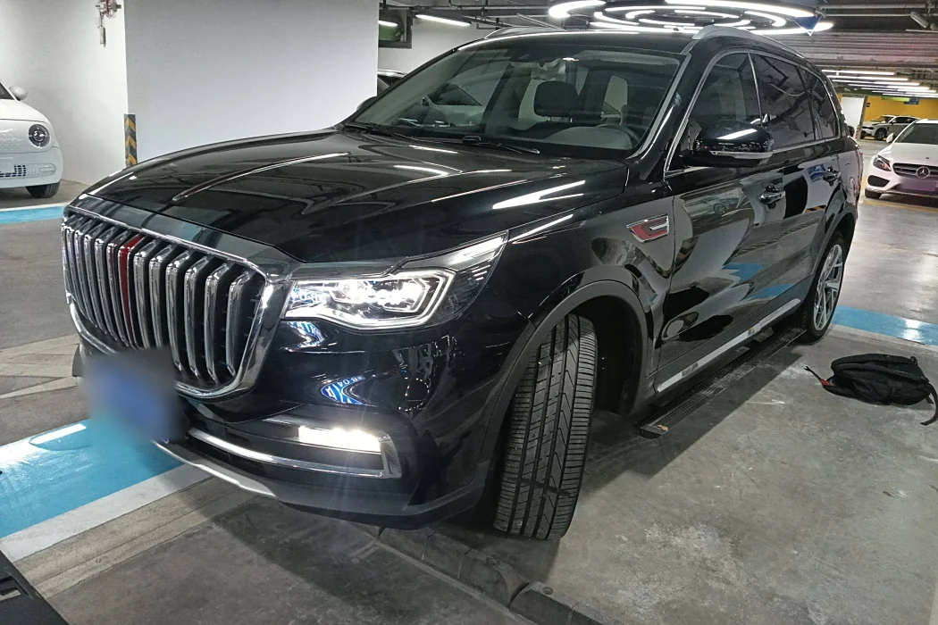Hongqi HS7 2022 2.0T DCT two-wheel drive Zhilian Qichang edition five-seater