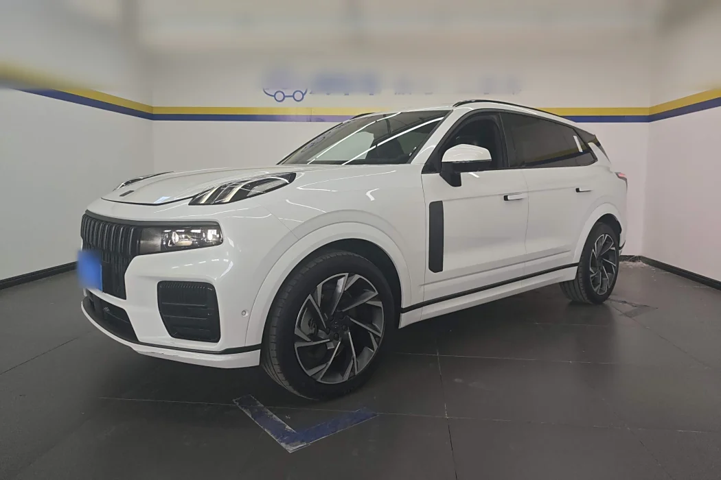 Lynk & Co. 09 2021 2.0T Halo Seven-seater