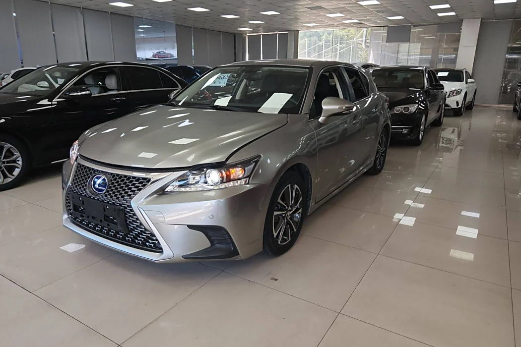 Lexus CT 2017 CT200h Elite Edition Monochrome Country VI