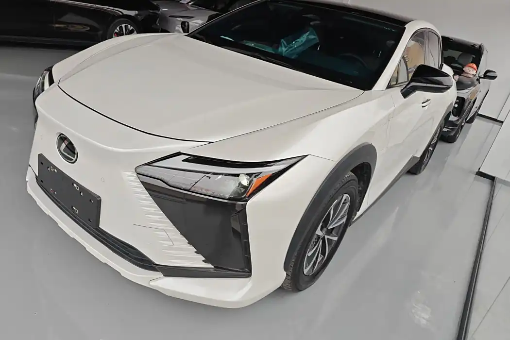 Lexus RZ 2023 450e four-wheel drive indulgent edition