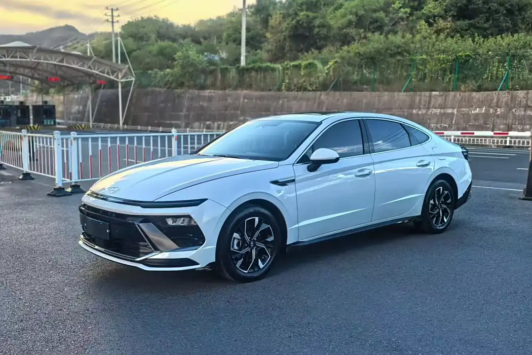 Hyundai Sonata 2024 1.5T Pro