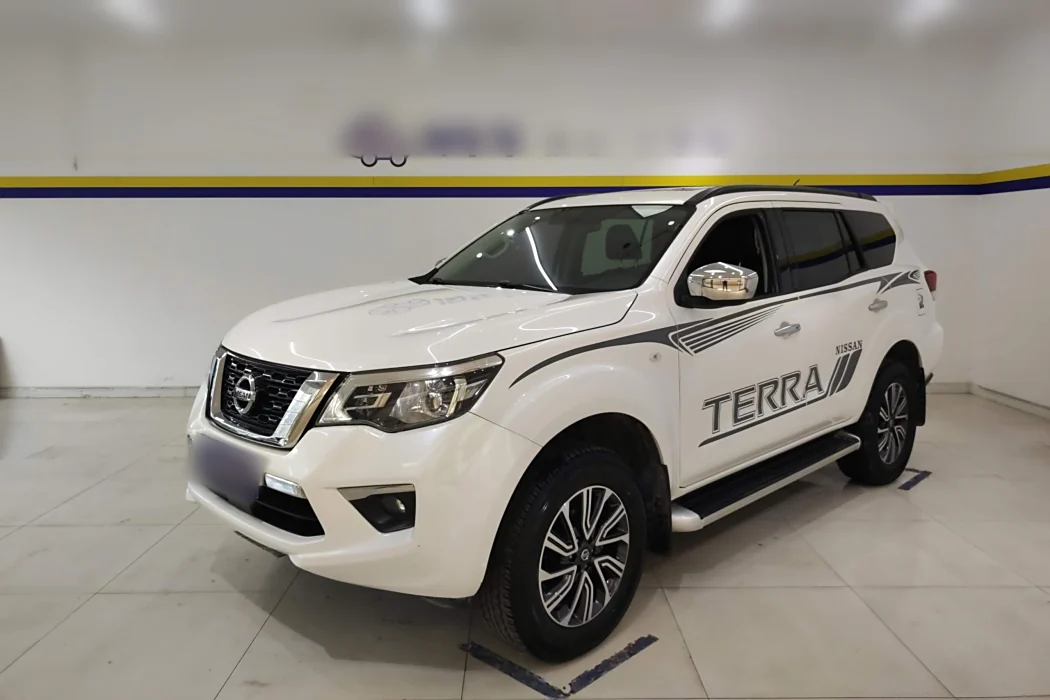 Nissan Tuda 2020 2.5 L XL Upper automatic two-wheel drive Deluxe Edition