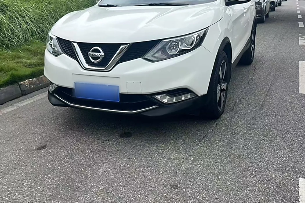 Nissan Qashqai 2017 2.0L CVT Smart Edition Country V