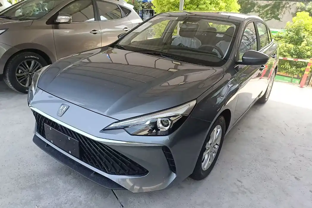 RW i5 2023 1.5L CVT Luxury Edition