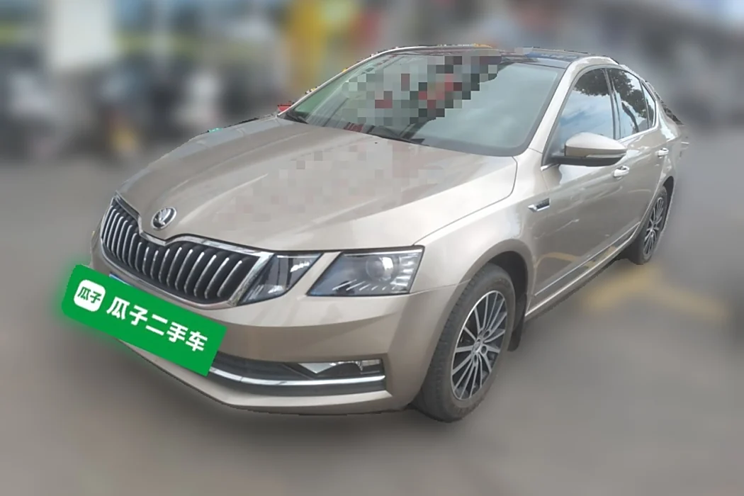 Skoda Octavia 2019 ZI230 DSG Deluxe Edition