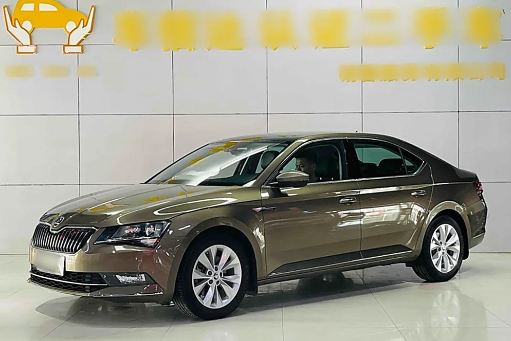 Skoda Supai 2018 model ZI330 DSG Comfort Edition Country V